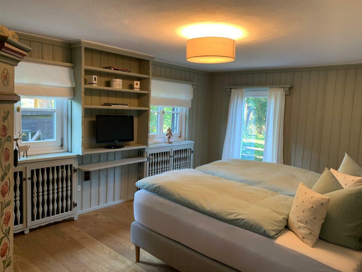 Traumhaftes Ferienhaus direkt am Tegernsee Rotta Exterior foto